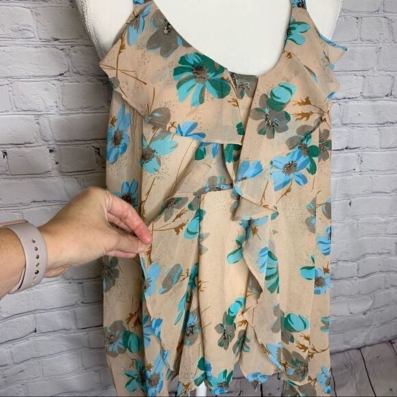 Cecico Floral halter ruffle and lace halter tank - Picture 3 of 10